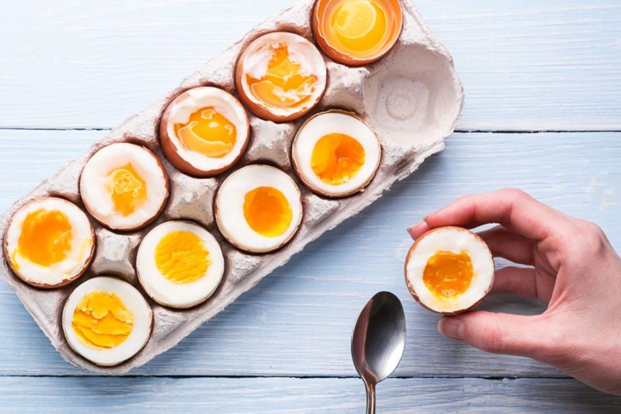 How Many Duck Eggs Can You Eat A Day? (The Simple Answer!)
